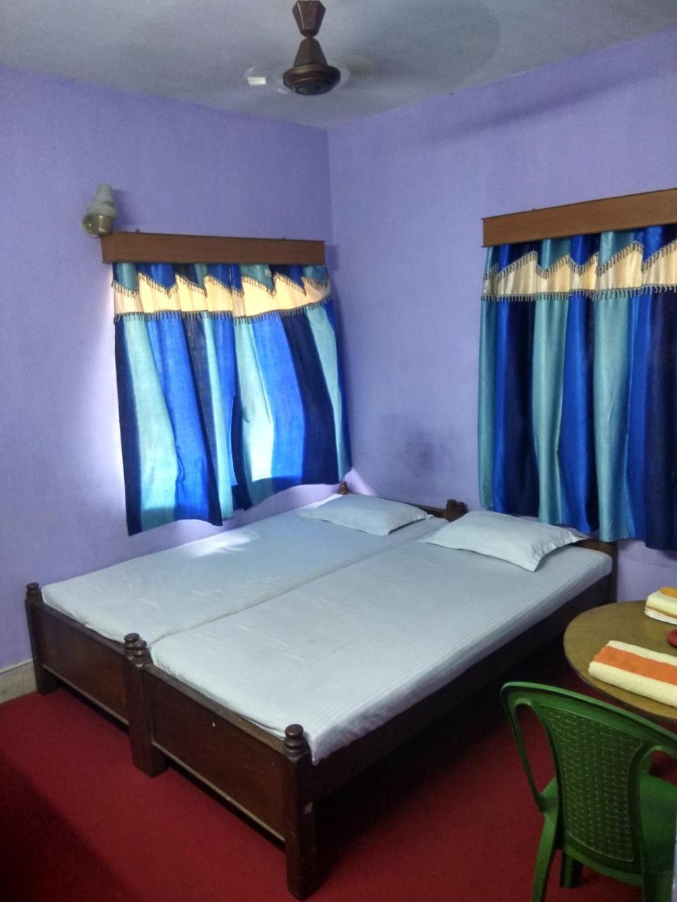 כלכותה Renu Guest House מראה חיצוני תמונה